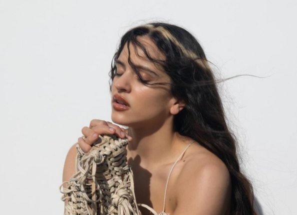 ROSALÍA VUELVE A DESLUMBRAR CON SU CUARTO ÁLBUM: 'LUX'