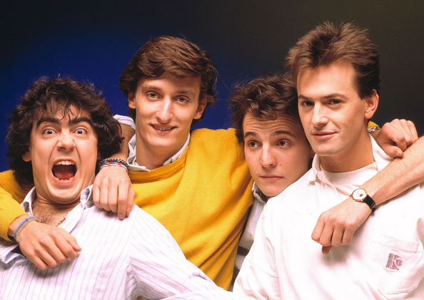 HOMBRES G CUENTAN SU HISTORIA EN 'LOS MEJORES AÑOS DE NUESTRA VIDA'