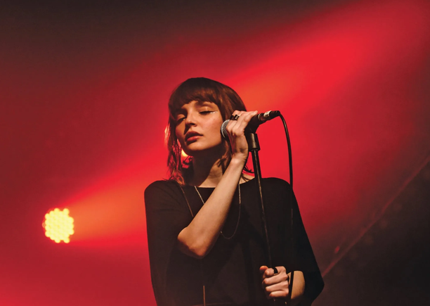 ESCOCIA REACTIVA LA FACTORÍA DE ÉXITOS SYNTHPOP DE LOS CHVRCHES
